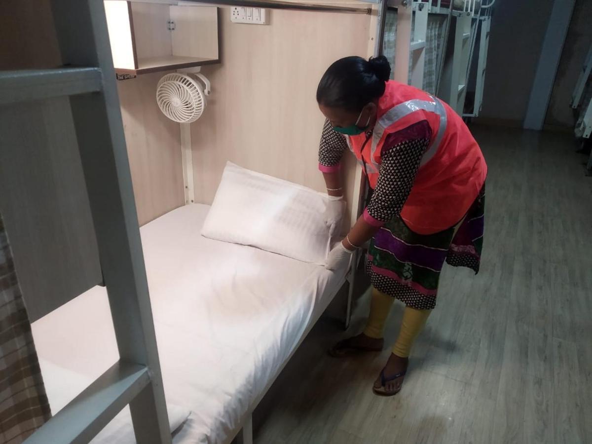 Abuzz Sewri Hostel Mumbai Ngoại thất bức ảnh