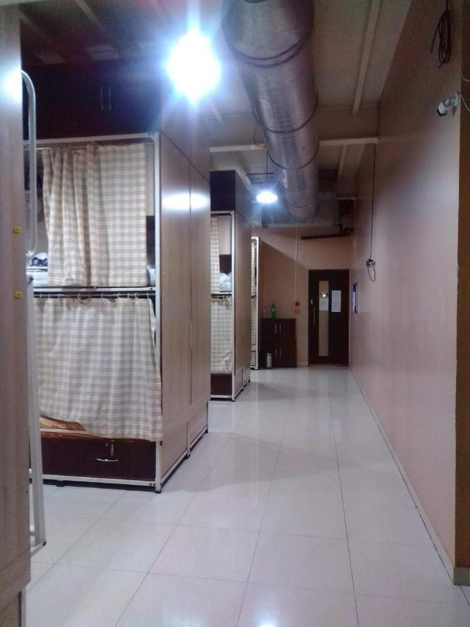 Abuzz Sewri Hostel Mumbai Ngoại thất bức ảnh
